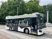 Elektryczny autobus na ulichach Augustowa